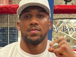 фото - Жизнь после Усика: 7 слов Джошуа и первое осеннее селфи — фото