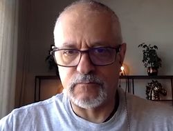 фото - «У Усика ужасный лагерь, спарингёры дубасят его». Расс Анбер — об Александре и Дюбуа 