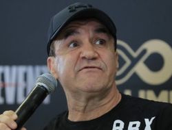 фото - Легендарный Фенеч назвал ошибки Тима Цзю в бою с Гоше