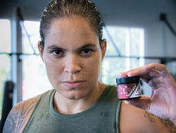 фото - Аманда Нуньес сделала прогноз на свой бой с Меган Андерсон