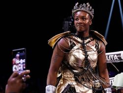 фото - Шилдс побила Козин, дебют в профи младшей сестры Дюбуа