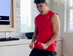 фото - Выходи, подлый трус! Райан Гарсия предложил Джервонте Дэвису новые условия боя