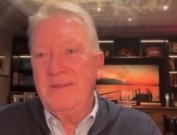 фото - Кто победил в номинации «боец года»? Версия Уоррена