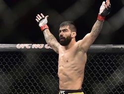 фото - UFC 251: Муслим Салихов прошёл Элизеу Залески