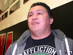 фото - Тренер Нурмагомедова: Бой с Фергюсоном не отменён, держу пальцы крестом