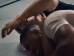 фото - «Если бы мне пришлось с тобой драться…» Пимблетт задушил Джошуа — есть видео