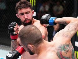 фото - Все результаты и бонусы турнира UFC Vegas 56: Волков–Розенструйк