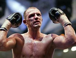 фото - Юрген Брёмер разбил Конни Конрада