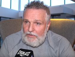 фото - «Война в Украине — преимущество Джошуа». Экс-тренер Фьюри о следующем бое Усика