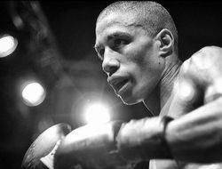 фото - Годный бой за Европу: Хадилла Мохумади против небитого Каллума Смита