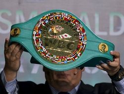 фото - Решение WBC: Головкину и Альваресу разрешили продолжить переговоры