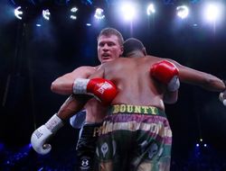 фото - Поветкин проведёт реванш с Хантером после боя с Уайтом — промоутер