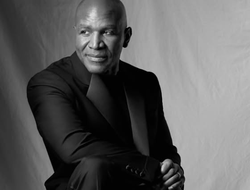 фото - Побил рекорд Али, а все по-прежнему говорят только лишь о нём — легенда бокса