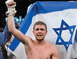 фото - Боксёрский раввин Юрий Форман выиграл камбэк-бой