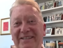 фото - «Если бы Итаума попал по Усику…» Мозес будет чемпионом мира, уверен Уоррен