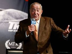 фото - Легендарный промоутер в восторге от Тима Цзю: пророчит бой за мировой титул