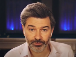 фото - Альберт Сиеста — о ситуации с Усиком и боем Фьюри–Джошуа, реванше Поветкин–Уайт  