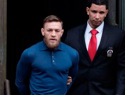 фото - Конору Макгрегору грозит 7 лет тюрьмы. Дэйна Уайт ничего не знает