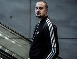 фото - Владимиру Кличко помогают скандинавские гиганты