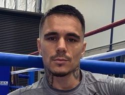 фото - Камбосос о Лопесе: «И это ваш чемпион? Мы у него в городе, но где ж фанаты?»