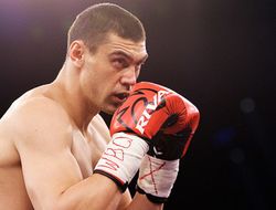 фото - Олимпийский чемпион Тищенко «в одну калитку» побил Кудряшова