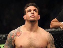 фото - Фрэнк Мир победил Роя Нельсона и другие главные результаты Bellator 231