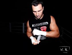 фото - Видео: тренировка Владимира Кличко