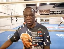 фото - Почему Лопес победит Ломаченко — рассказывает Джефф Мэйуэзер