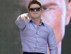 фото - Альварес будет драться в мае, но не с Головкиным — СМИ