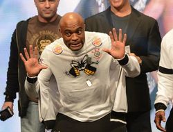 фото - Видео-превью главного боя UFC 183: Андерсон Силва – Ник Диас