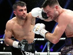 фото - У Мунгии проблемы с DAZN, у Тейлора и Диаса новая дата, соперник Эдвардса