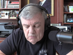 фото - Названы причины, почему реванш Усика и Фьюри состоится не в октябре