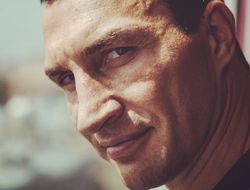 фото - Кличко провел параллели между Джошуа и собой после нокаута от Брюстера