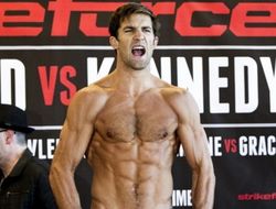 фото - Люк Рокхолд готов заменить Уайдмана или Белфорта 23 мая