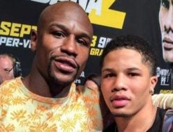 фото - Мэйуэзер: Дэвис не боится Ломаченко, хочет с ним драться