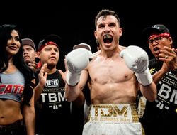 фото - Чавес сменил тренера и одержал досрочную победу