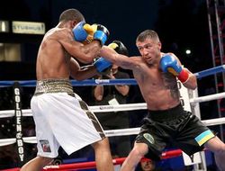 фото - Расселл: «Ломаченко придётся драться со мной ещё раз»
