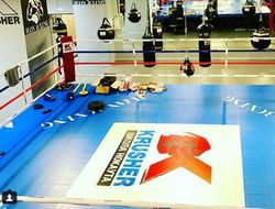 фото - Вести из соцсетей: Головкин одарил Роя Джонса, Ковалёв открывает школу нокаута в Москве 