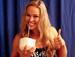 фото - Уайт рассказал, когда и с кем будет драться Ронда Роузи