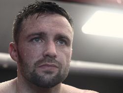 фото - Тейлору дали в глаз, Фултона смешно учат боксу – два видео