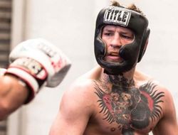 фото - Делай, как Макгрегор: Хэй и Кроуфорд «копируют» боксёрский стиль Конора — видео