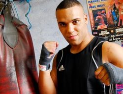 фото - Майрис Бриедис перед титульной попыткой сразится с небитым британцем