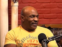 фото - Майк Тайсон о бое с Холифилдом, величии Канело и бое Фьюри-Джошуа