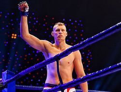 фото - UFC: Александр Волков дебютировал с победы над Тимоти Джонсоном