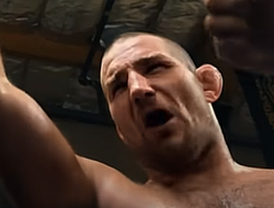 фото - Чемпион UFC назвал лучшего ударника, с которым имел дело — он из PFL