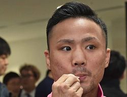 фото - Японский нокаутёр Даиго Хига сохранил титул, «утопив» Фуэнтеса за пару минут боя