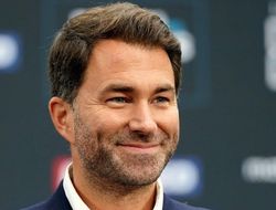 фото - Фьюри психует из-за Джошуа, а Хирн согласен (!) с Уорреном