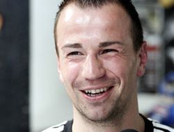 фото - Себастьян Збик не хочет гнуть спину на Феликса Штурма