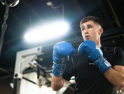 фото - Панин уныло победил Уиттакера, супертяж Ибэ взял реванш у Акосты