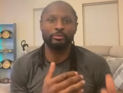 фото - Ричардс разобрал бой Бетербиев-Бивол. У него есть опыт противостояния и с Артуром, и с Дмитрием